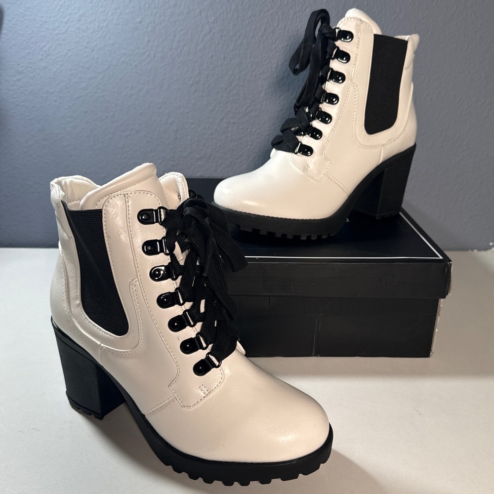 MIA Almina Ankle Boots Women 7.5 White Lug Sole Lace Up Block Heel